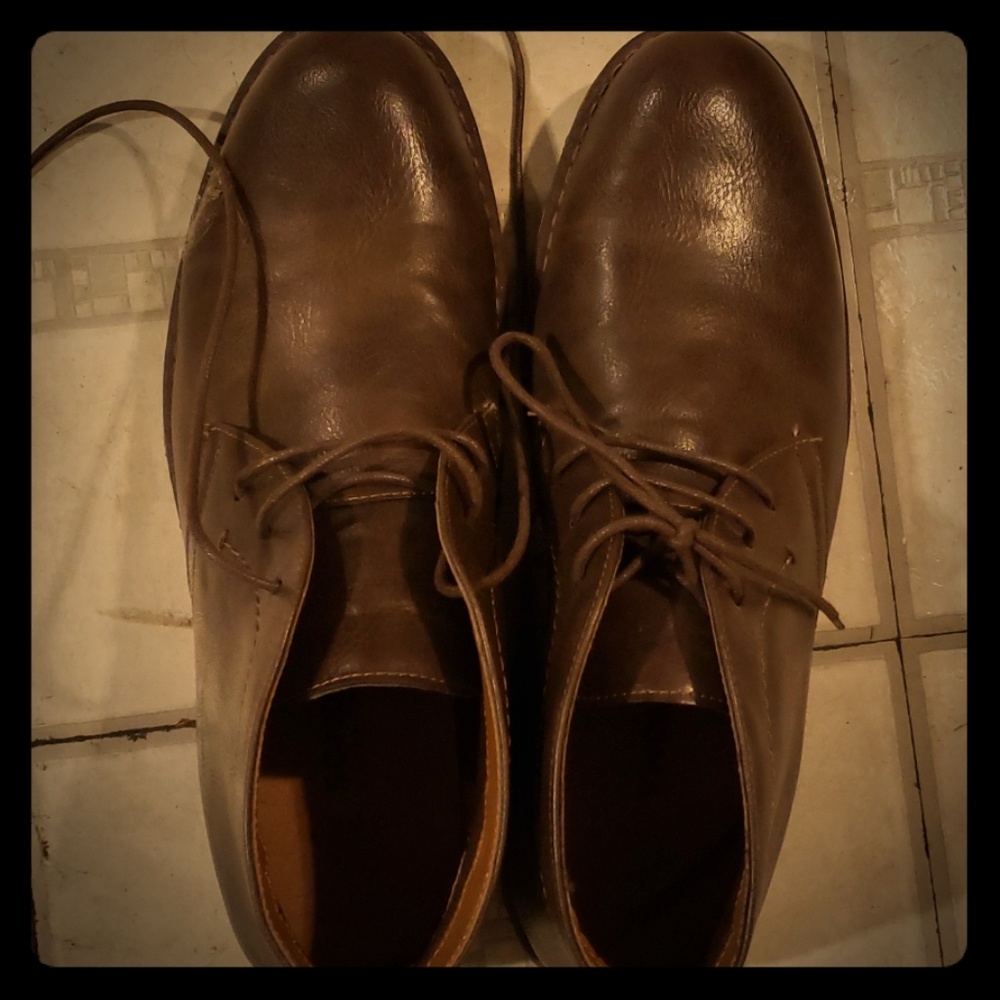 Mens Size 12 Sonoma Chukka Boots.